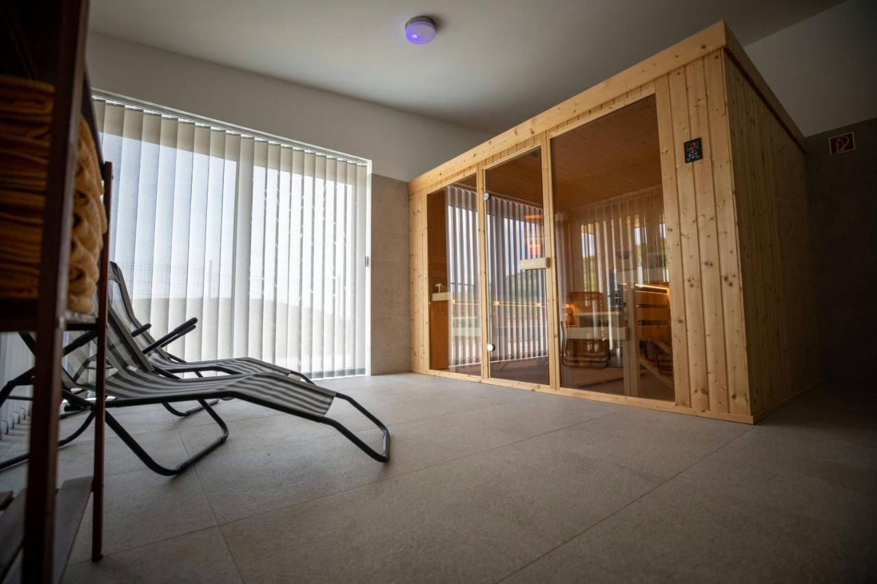 Aszuvilag Rezidencia With Sauna & Jacuzzi Legyesbenye Εξωτερικό φωτογραφία